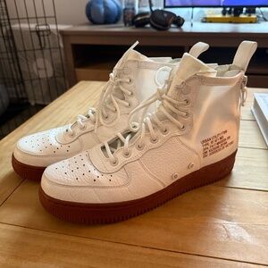 Nike SF AF1 Mid 'Ivory Mars Stone'
